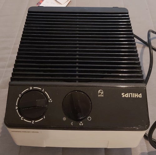 FLÄKT MED KYLA OCH VÄRME PHILIPS FINT SKICK !!!