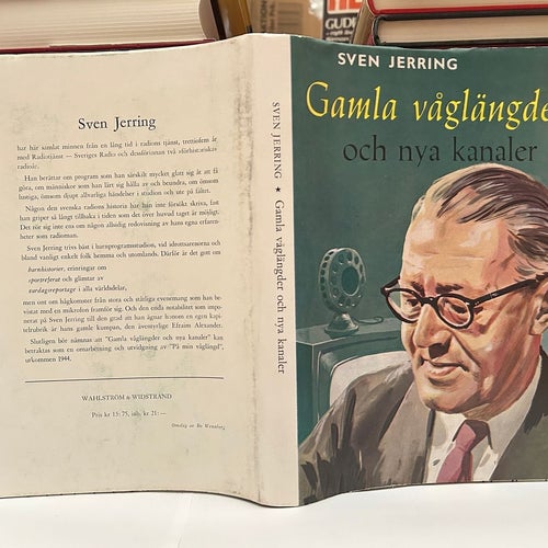 Gamla våglängder och nya kanaler av Sven Jerring, Very Fine plus