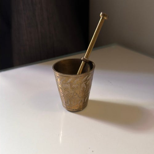 Minimortel i mässing med stöt