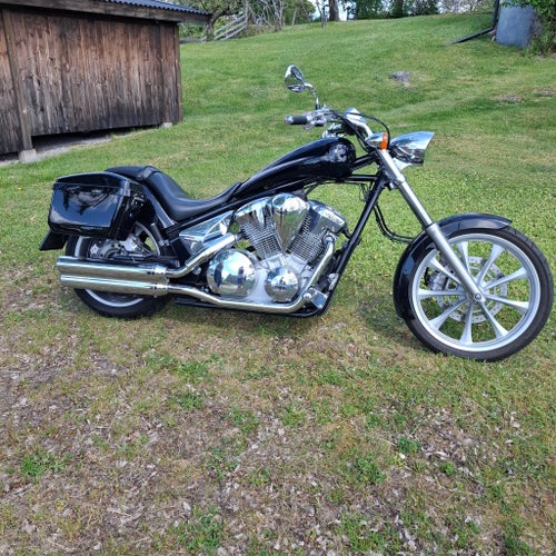 Honda Powersports VT1300CX Fury