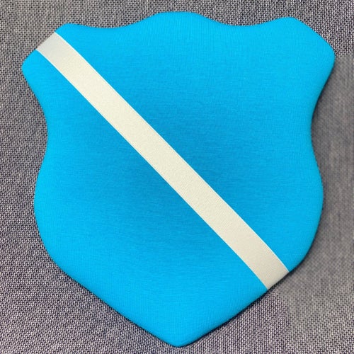 Märkestavla för simmärken/smycken turkos /Vit satinband