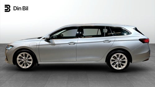 Škoda Superb iV Kombi Selection 1,5 TSI DSG | Drag/B-kamera