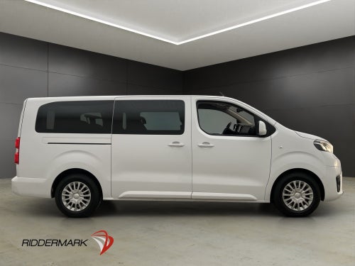 Toyota Proace Verso Extra Lång 1.5D PDC CARPLAY 9-Sits Moms