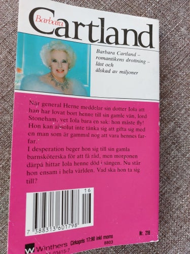 Iolas hemlighet - Barbara Cartland