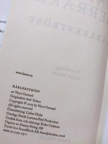 Kärlekströst av Nicci Gerrard. bok. Very Fine plus