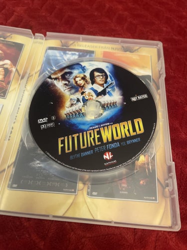 Futureworld (Peter Fonda & Blythe Danner) - Sv text DVD