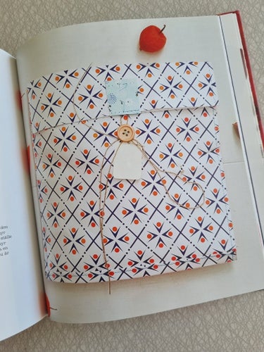 "Papperspyssel: 30 kreativa projekt" av Erika Åberg