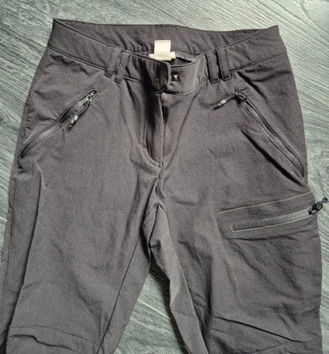 **FRILUFTSBYXOR HM**34/XS**FRI FRAKT VID KÖP NU **