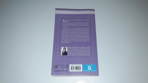 Doft av rosor av Nora Roberts, 2007