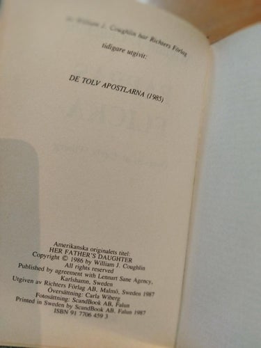 Pappas flicka av William J. Coughlin. bok. Fine