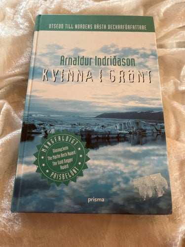 Kvinna i grönt av Arnaldur Indriðason