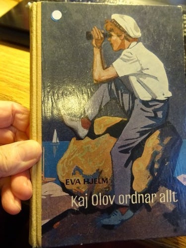 INBUNDEN UNGDOMSBOK : KAJ OLOV ORDNAR ALLT av EVA HJELM