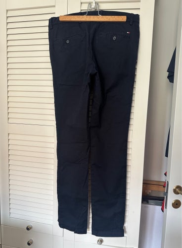 Tommy Hilfiger svarta byxor, storlek 32/32