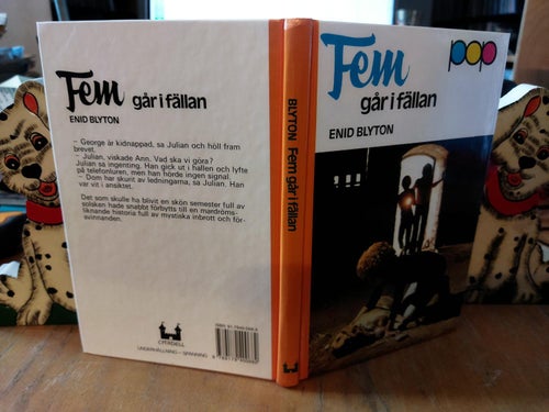 Fem går i fällan - Enid Blyton, Very Fine plus