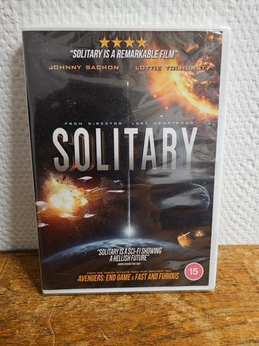 Solitary, inplastad