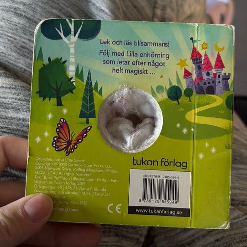 Lilla enhörning av Brick Puffinton