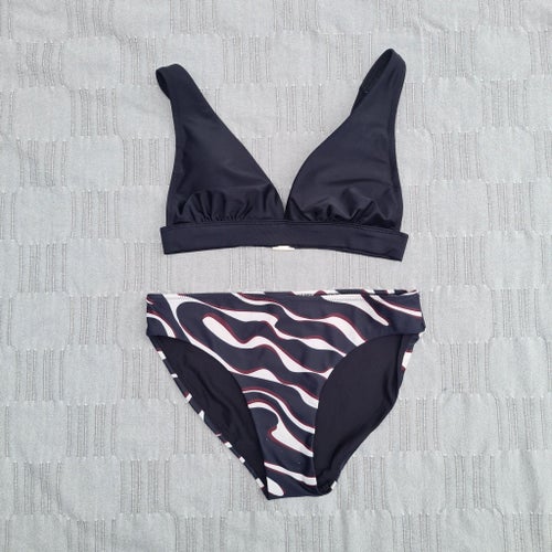 Bikini stl XS från Kappahl • Svart och djurmönstrad