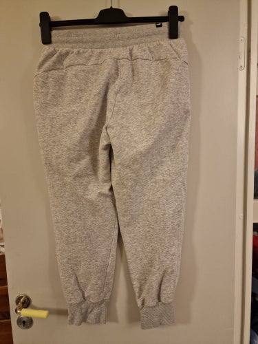 Puma gråa mjukisbyxor, stl S