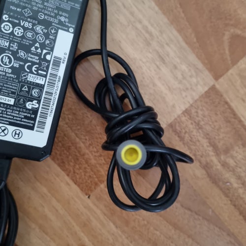 Lenovo AC-adapter 90W 20V
