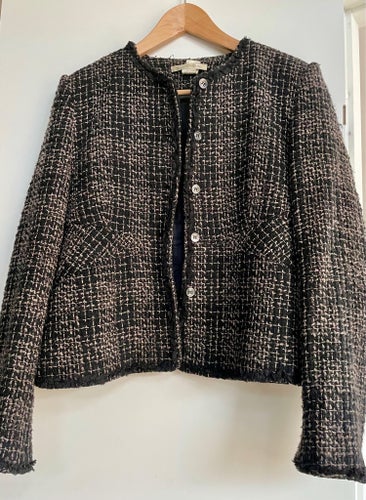 Svart/beige jacka i bouclé-struktur