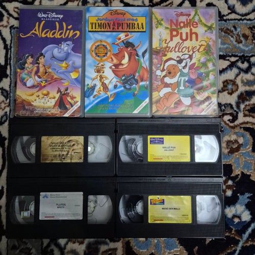 Disney & Nalle Puh VHS Paket: 7st Klassiska Barnfilmer (3 med fodral)