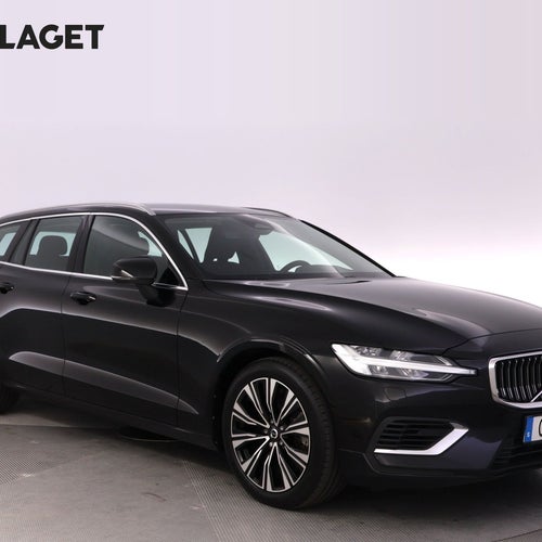 Volvo V60 Recharge T6 Core Edition DRAGKROK