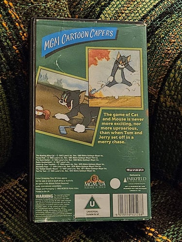 TOM & JERRY : TEE FOR TWO - .VHS.