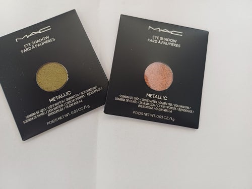 MAC Metallic Eyeshadow - Två nyanser (Guld och Koppar)