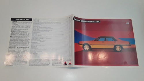 Mitsubishi Sigma GSR 4 sidor tryckt 1983? engelsk text