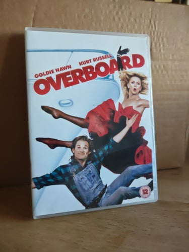 Tjejen som föll överbord - Overboard Med Goldie Hawn och Kurt Russell