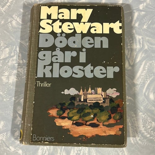 Bokpaket: Mary Stewart "Döden går i kloster", Somerset Maugham "Ashenden",