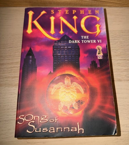 "The Dark Tower VI: Song of Susannah" by Stephen King, illustrated.