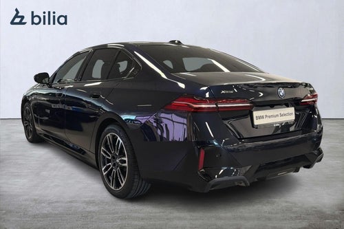 BMW 530e xDrive M-sport | Drag | Aktiv farth. | Backkamera | H&K