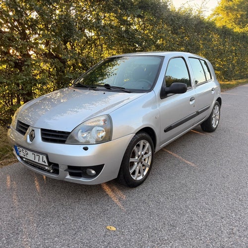 Renault Clio Storia 5-dörrars 1.2 Nybesiktigad