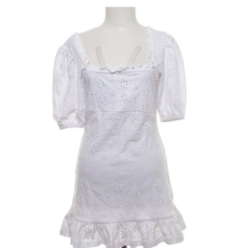 ASOS DESIGN Vit hålspets klänning, storlek 38 (36 S/M)
