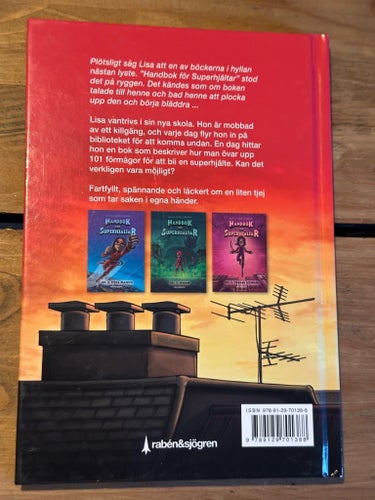 Handbok för Superhjältar Del 1: Handboken av Elias & Agnes Våhlund
