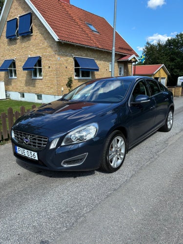 Volvo S60 D3 Geartronic Summum P-värmare Elstol Helskinn