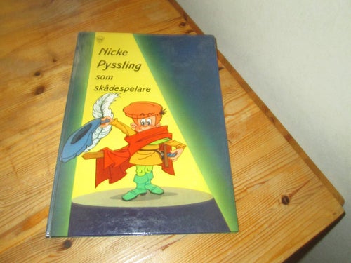 NICKE PYSSLING SOM SKÅDESPELARE HILDUR ELGMAN RETRO I FINT SKICK