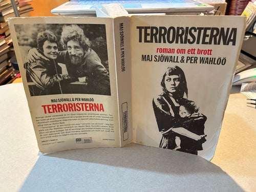 Terroristerna, Roman om ett brott av Maj Sjöwall, Per Wahlöö, bok, Very good