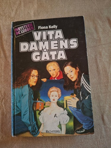 Vita Damens Gåta av Fiona Kelly, 1997