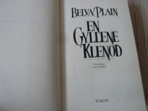 EN GYLLENE KLENOD, B. PLAIN, 1992,  BÖCKER