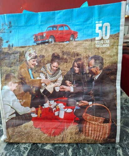 Volvo "50 år"samlarobjekt kasse plastmaterial