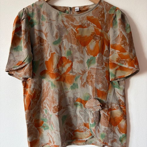 Blommig sidentopp orange grön siden silk silke ros rosor