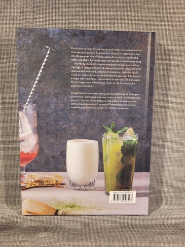 Alkoholfritt till maten av Richard Man, 2019