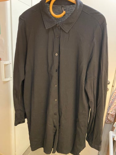 Xint svart tunika, lång skjorta 52 2XL