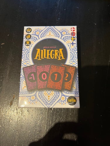 Allegra - Bella Lucca - Iello nytt