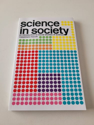 Science in Society av Massimiano Bucchi, 2004