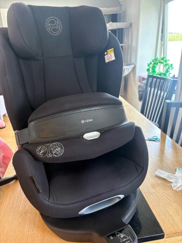 Cybex Anoris T2 i-Size