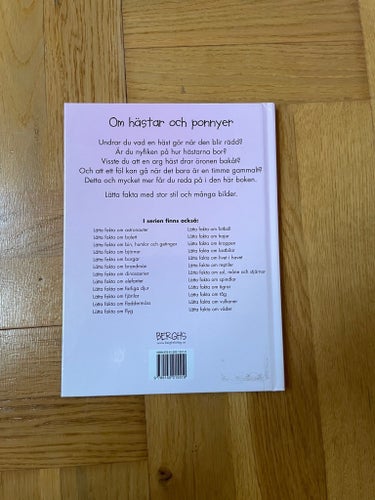 Lätta fakta om Hästar och ponnyer av Anna Milbourne