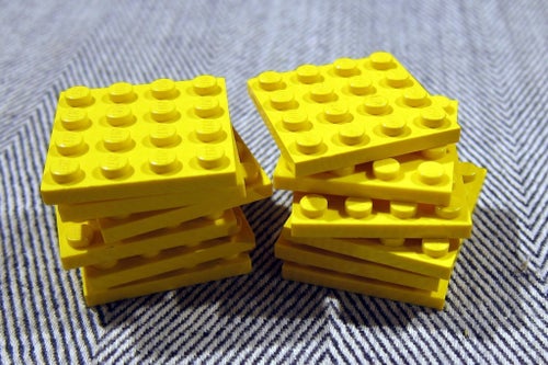 LEGO Gul Plate Plattor 4 X 4 Ca 30 gram Item No: 3031